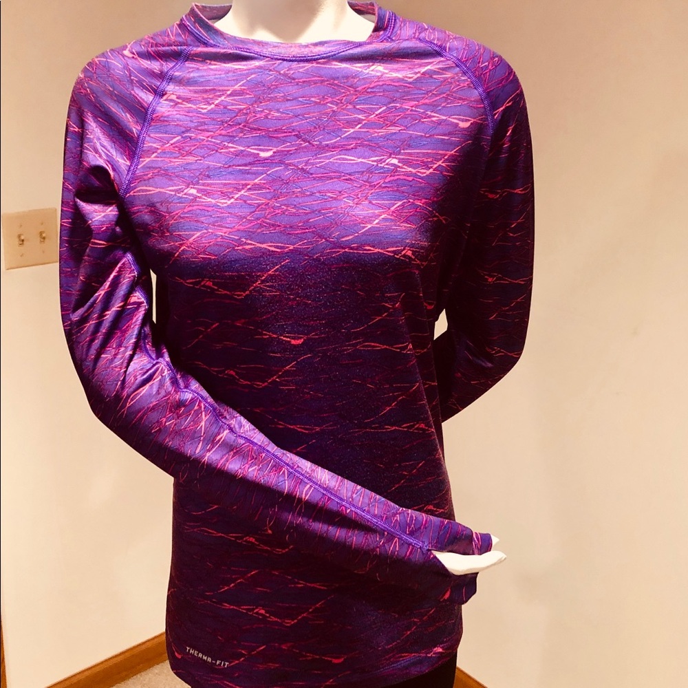 Women’s Nike Therma/Dri Fit Long Sleeve Knit:-Med